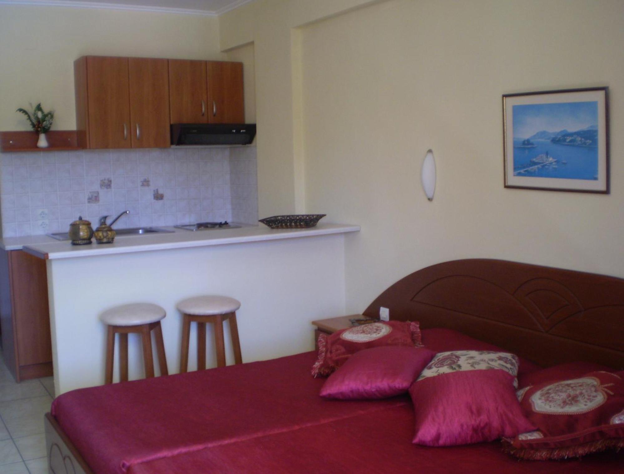 Damia Hotel Apts Сідарі Екстер'єр фото