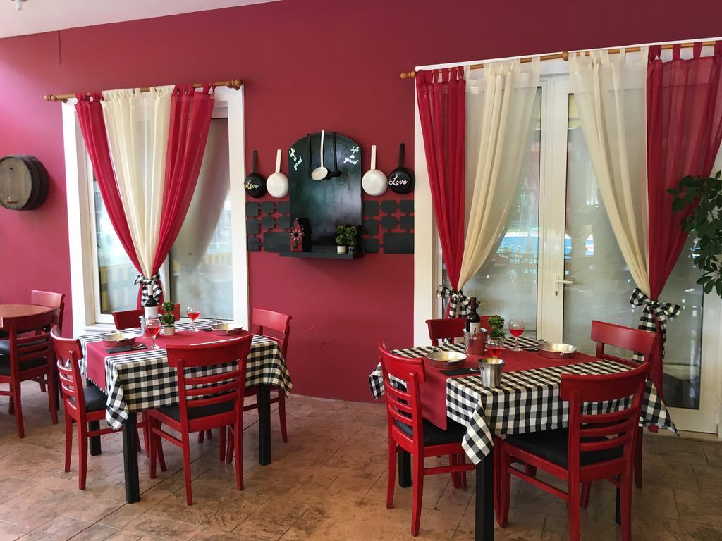 Damia Hotel Apts Сідарі Екстер'єр фото